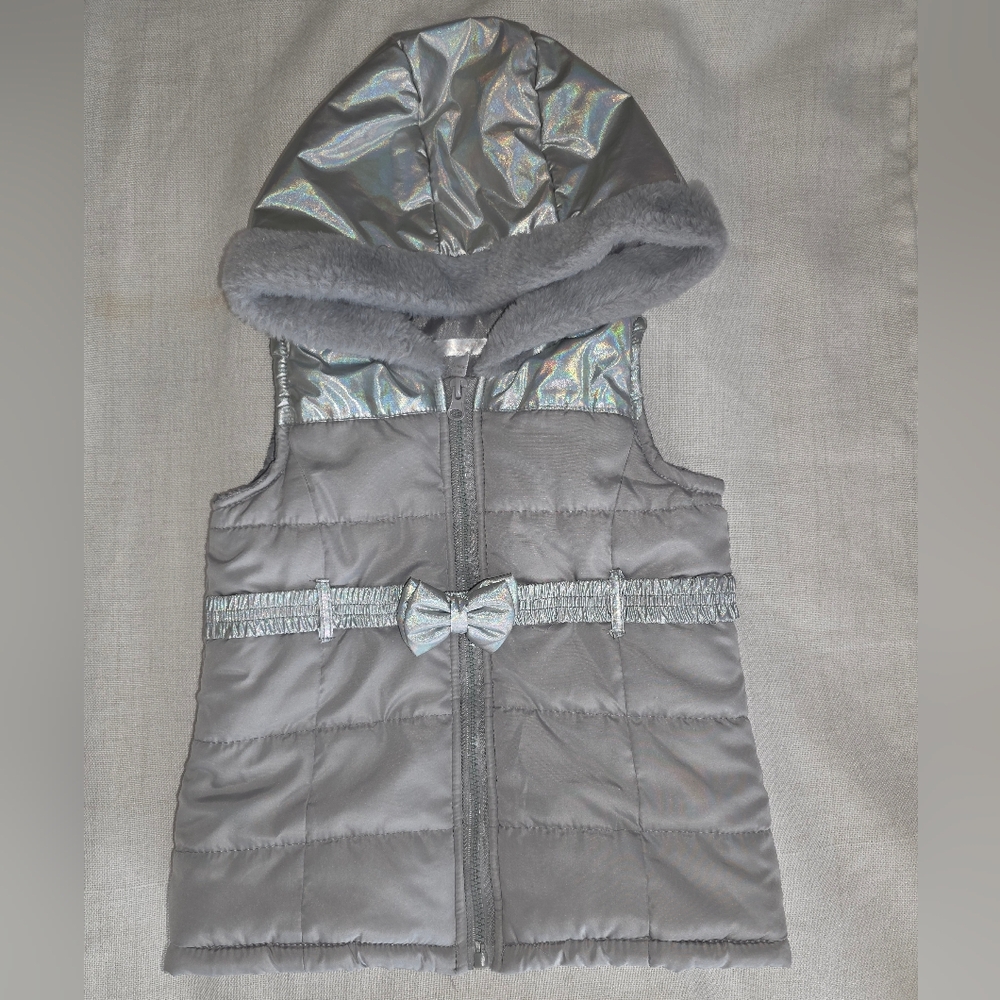 * Tahari Girl hooded quilted‎ vest featuring Metallic finish on the hood Bow